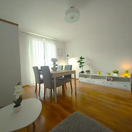 Ikara Apartment